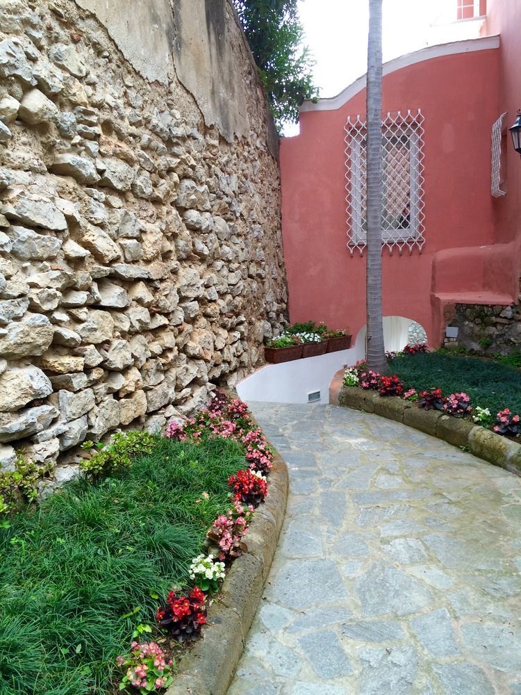 Villa Capri Villa Bismarck *